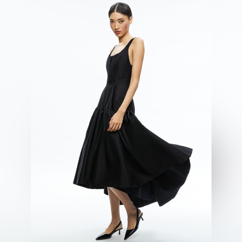 Alice + Olivia Diana Sleeveless Structured Midi Dress - Picture 4 of 14